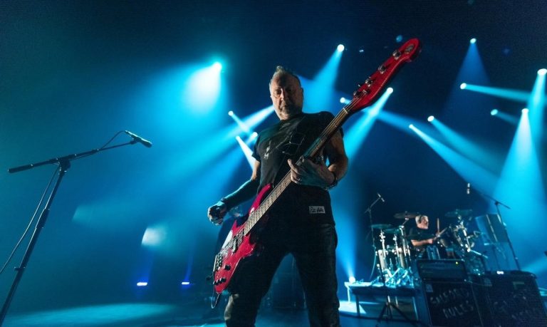 Peter Hook & The Lights