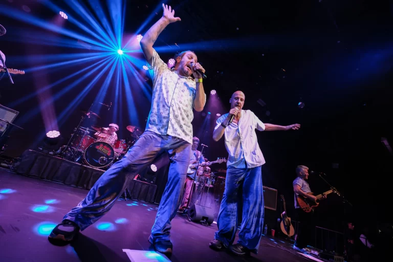 BERSUITVERGARABAT-FOTOLILIANAESTRADA2